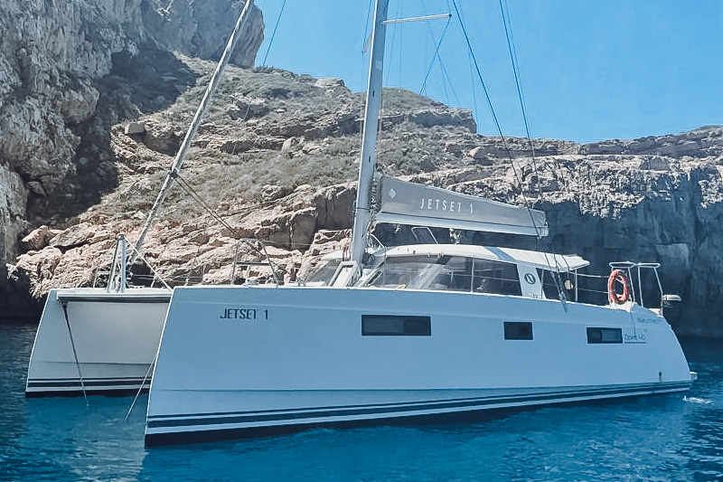 3 Nautitech40Open Fondeo